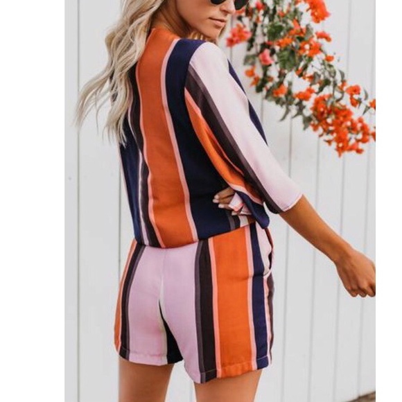 VICI dolls striped pocketed shorts - Picture 3 of 6